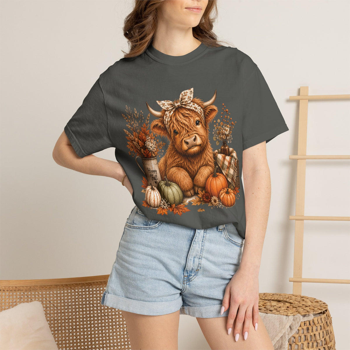 Autumn Highland Cow Cozy Fall T-Shirt (Comfort Colors)